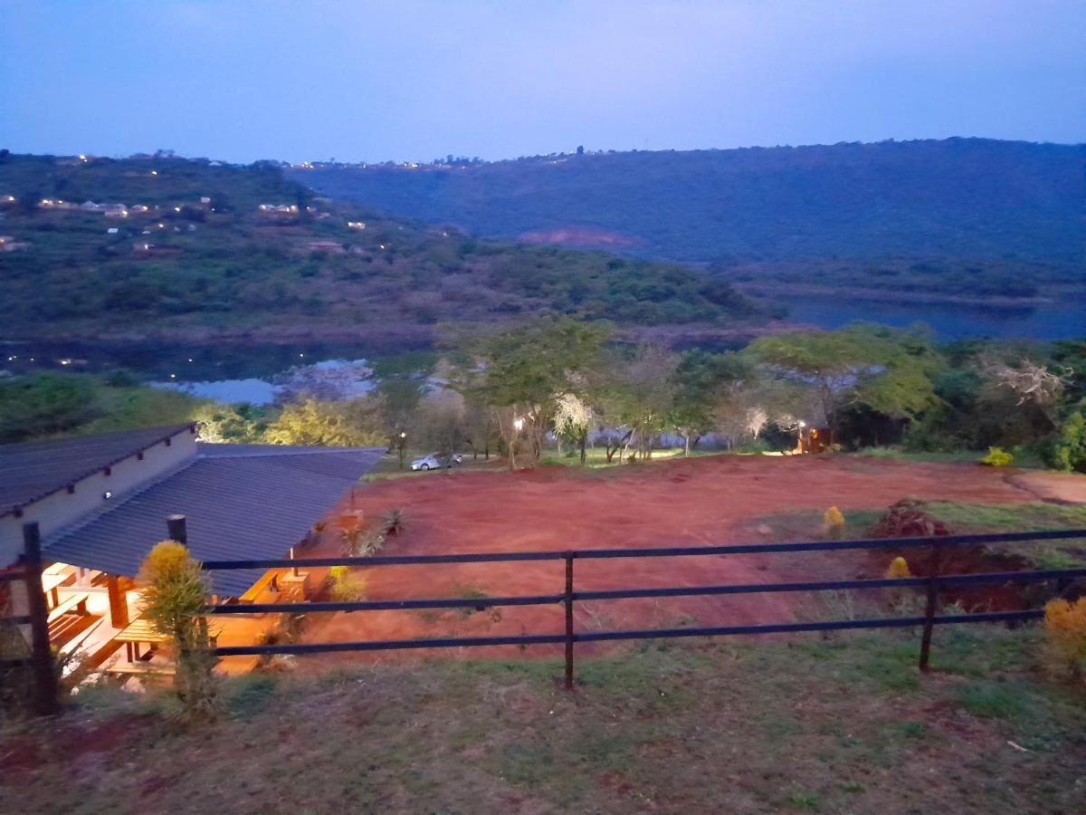 Entendeni Lodge Selfcatering Inanda エクステリア 写真