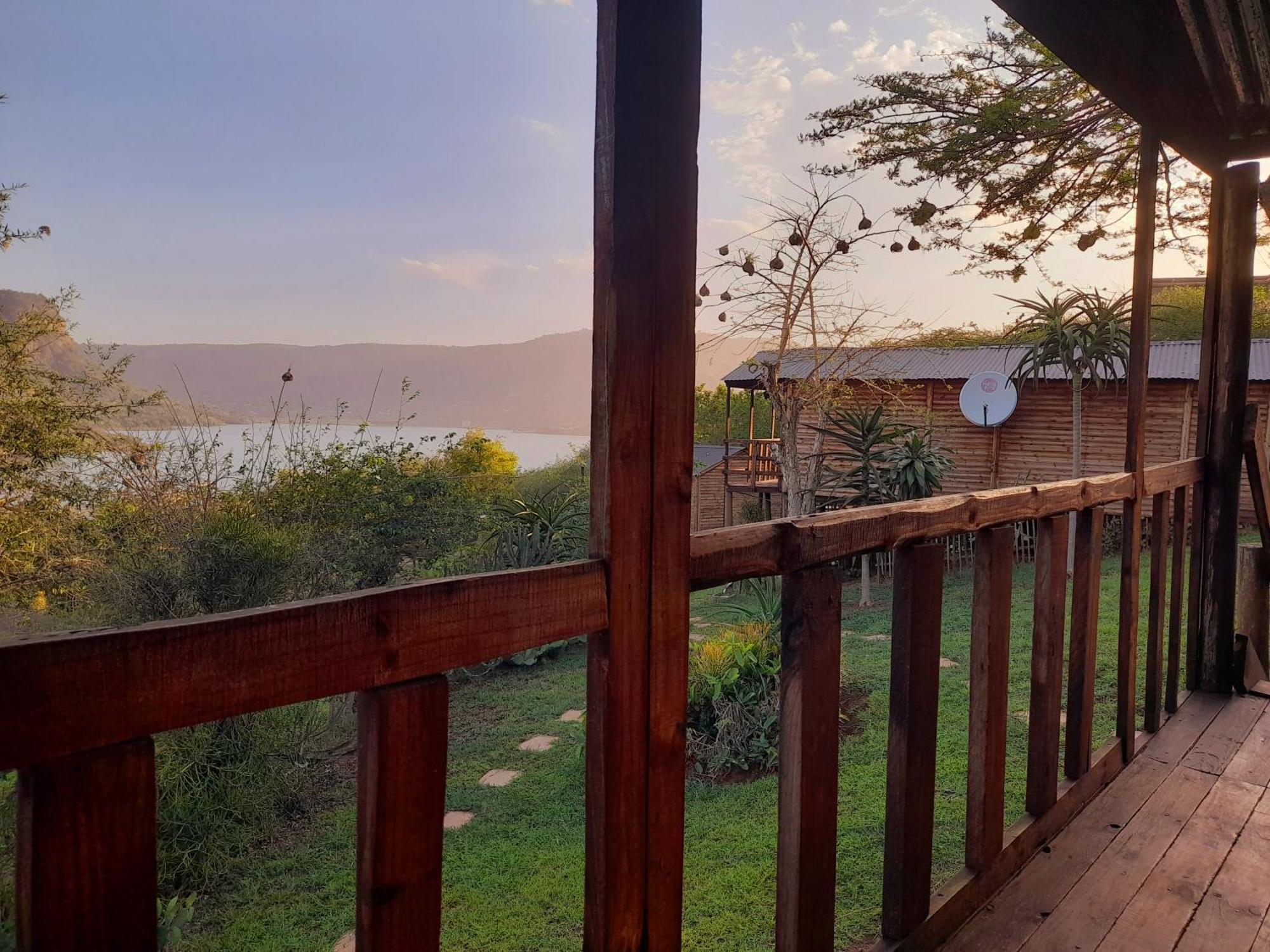 Entendeni Lodge Selfcatering Inanda エクステリア 写真