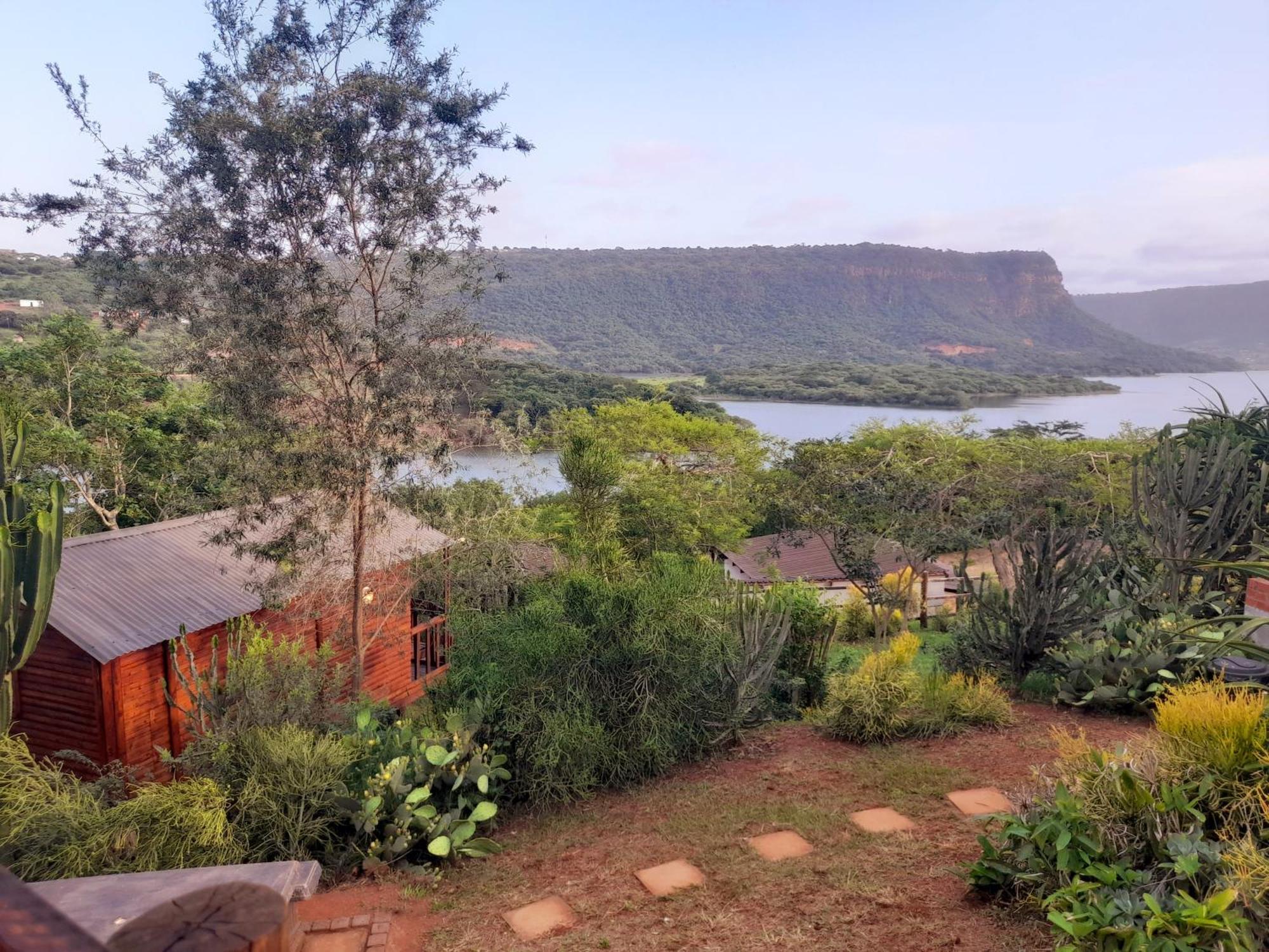 Entendeni Lodge Selfcatering Inanda エクステリア 写真